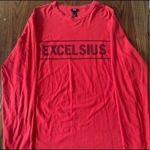 Long sleeve shirt. H&M .